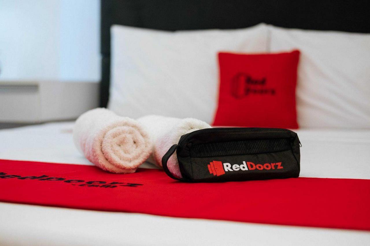 Reddoorz At Hotel Rumberpon ソロン エクステリア 写真