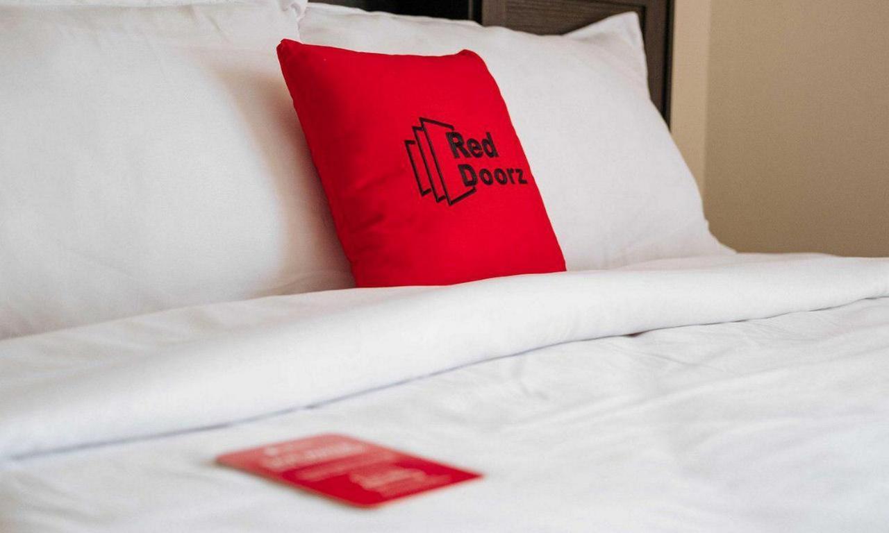 Reddoorz At Hotel Rumberpon ソロン エクステリア 写真